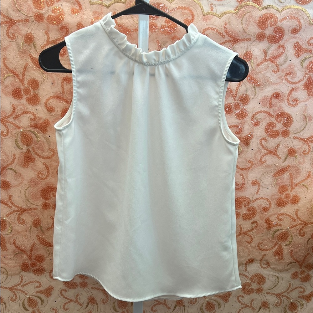 Elegant White Sleeveless Top $8